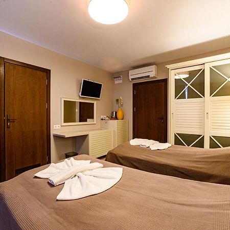 Antique Boutique Hotel Pavel Banya Luaran gambar