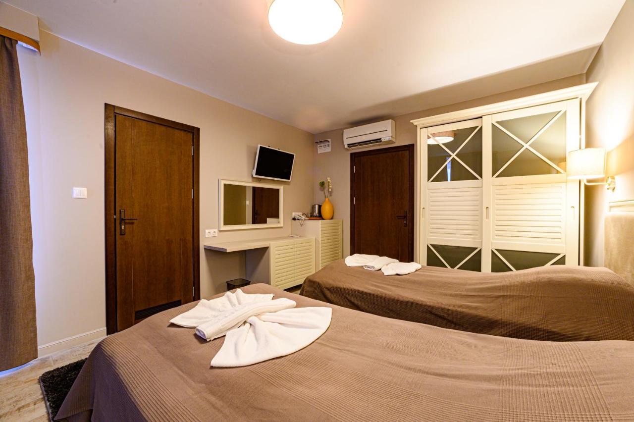 Antique Boutique Hotel Pavel Banya Luaran gambar
