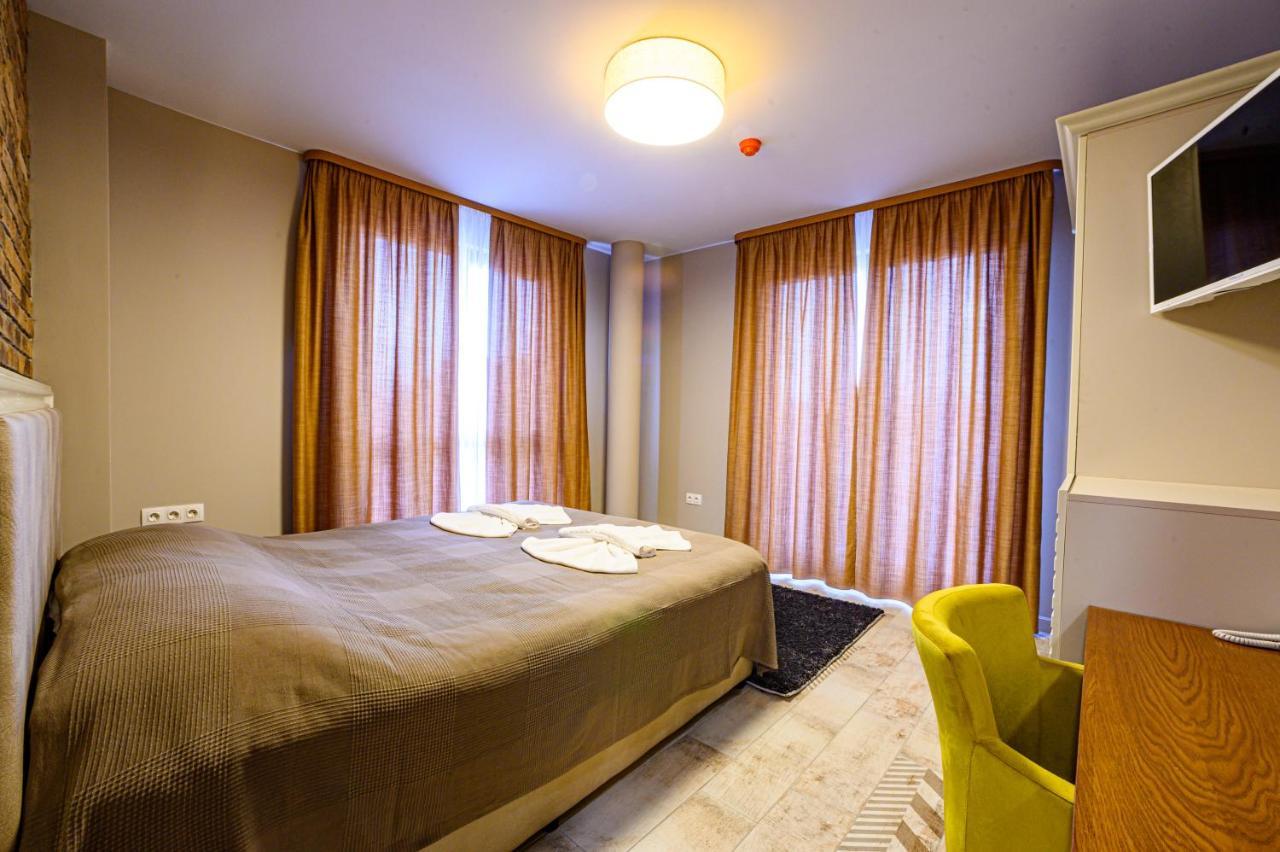 Antique Boutique Hotel Pavel Banya Luaran gambar