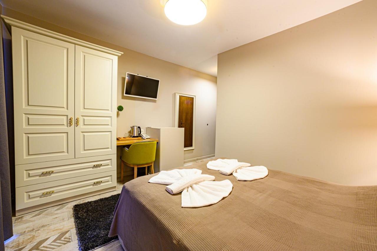 Antique Boutique Hotel Pavel Banya Luaran gambar