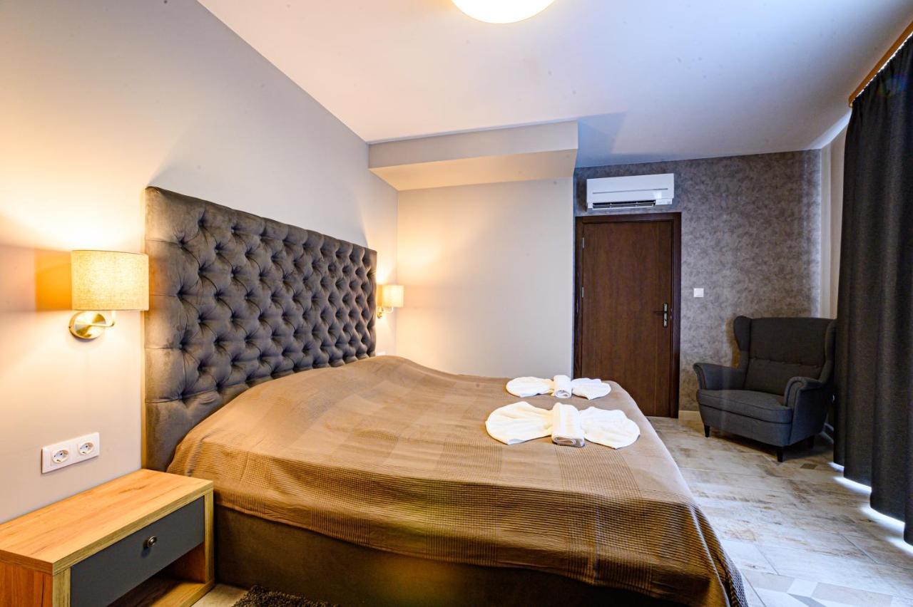 Antique Boutique Hotel Pavel Banya Luaran gambar