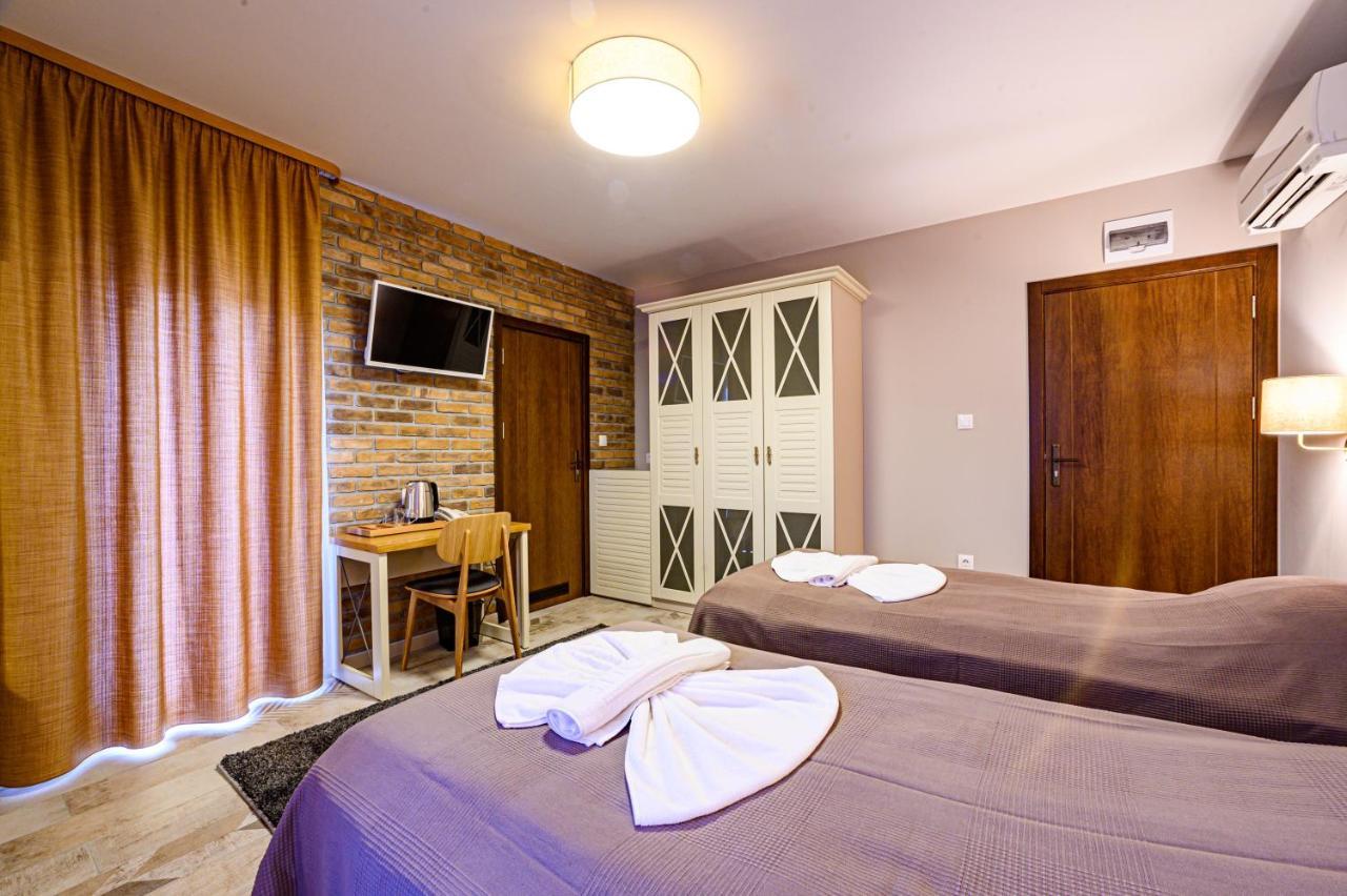 Antique Boutique Hotel Pavel Banya Luaran gambar