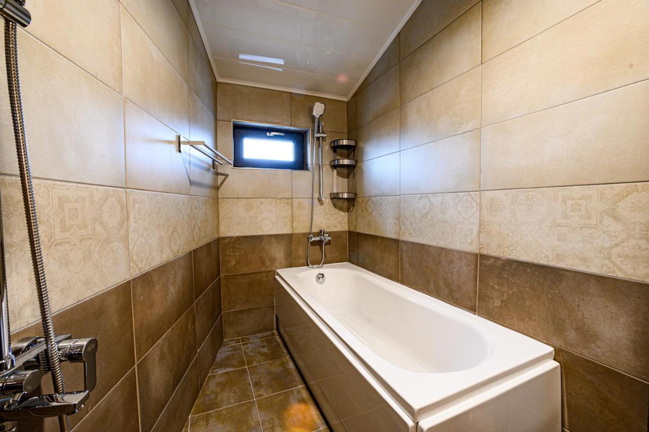 Antique Boutique Hotel Pavel Banya Luaran gambar