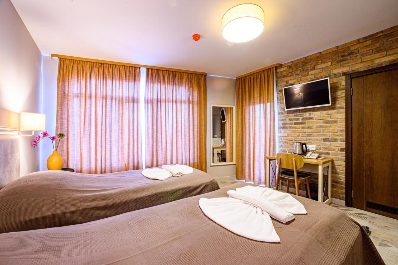 Antique Boutique Hotel Pavel Banya Luaran gambar