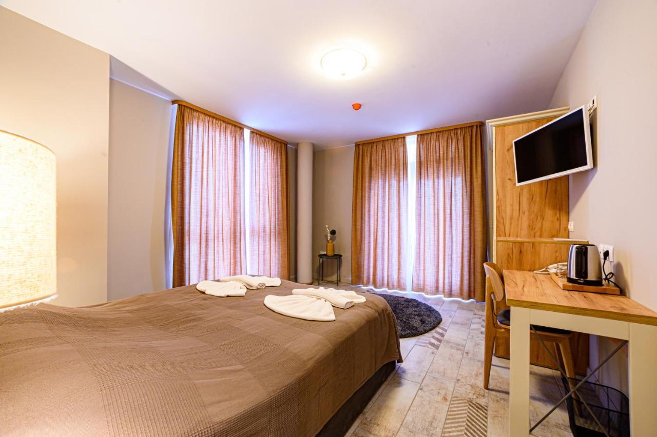 Antique Boutique Hotel Pavel Banya Luaran gambar